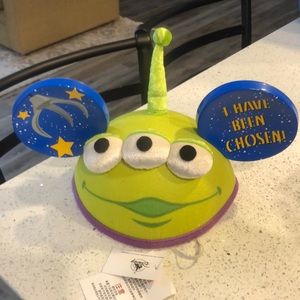 NWT Disney Ear Hat- Aliens Toy Story Pizza Planet The Claw Chosen One Disney Hat